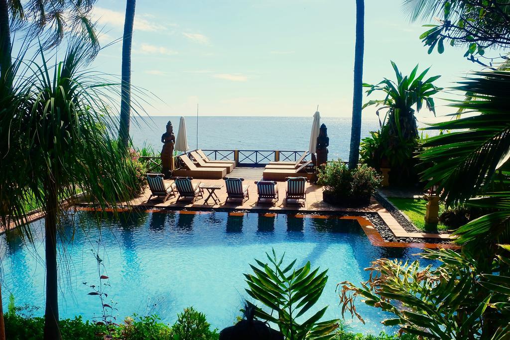 Villa Boreh Beach Resort And Spa Tejakula Exteriér fotografie